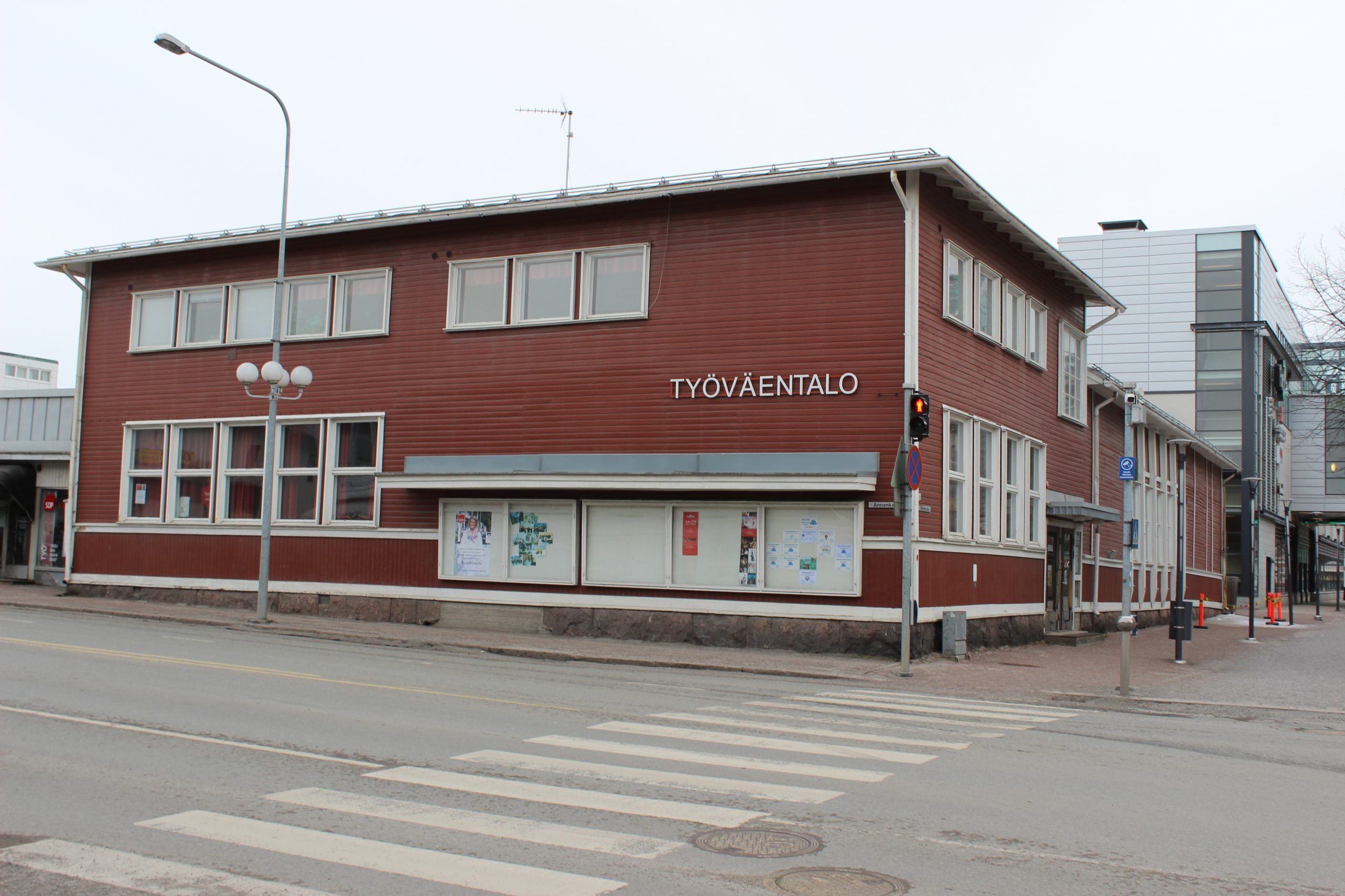 Työväentalon toimisto suljettu